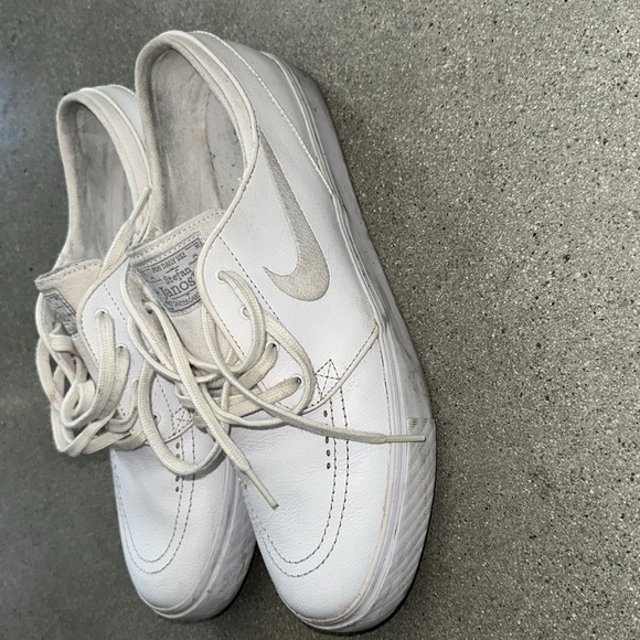 Nike skateboarding shoes - Picture 3 of 5